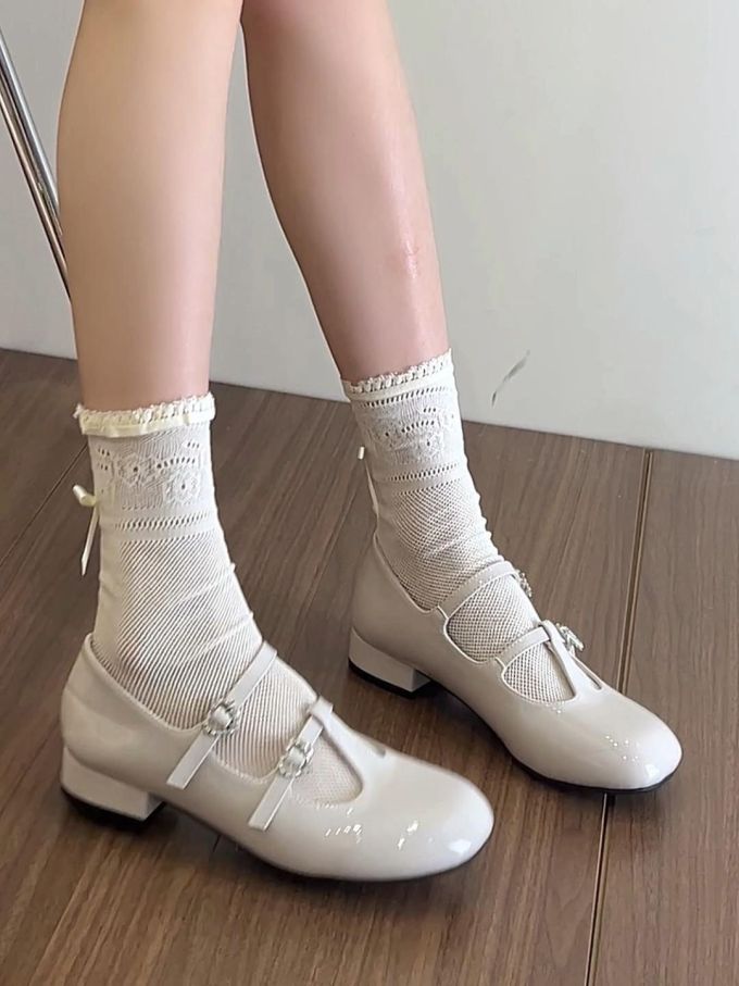 圆头 中口鞋 皮革