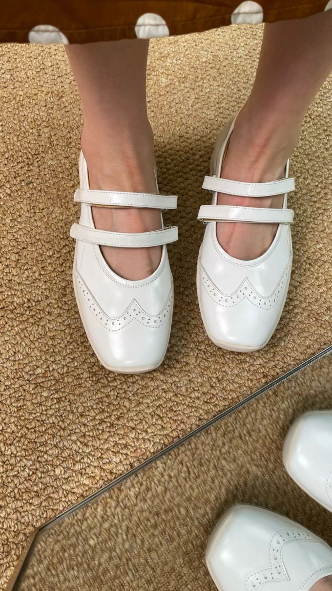 圆头 中口鞋 皮革 