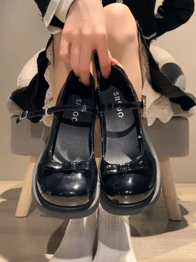 圆头 袢扣 中口鞋 皮革 