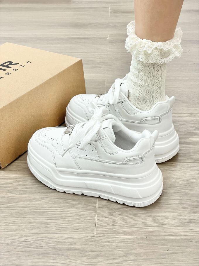 低帮 系带 魔术贴 皮革 