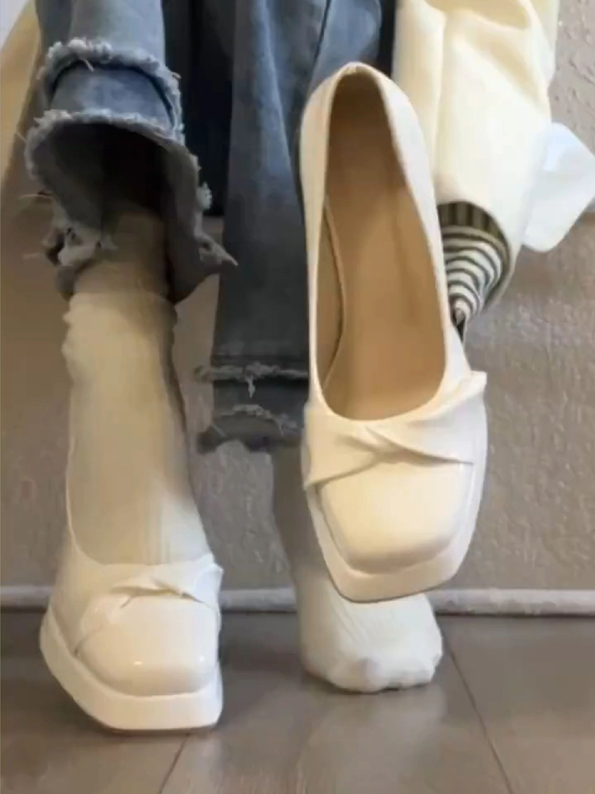 方头 低帮 浅口鞋 皮革  - VALI鞋履AI设计主图