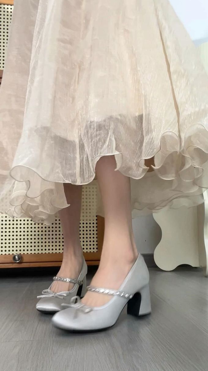 圆头 浅口鞋 皮革 