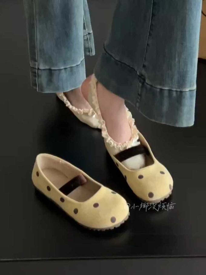 圆头 低帮 中口鞋 皮革 