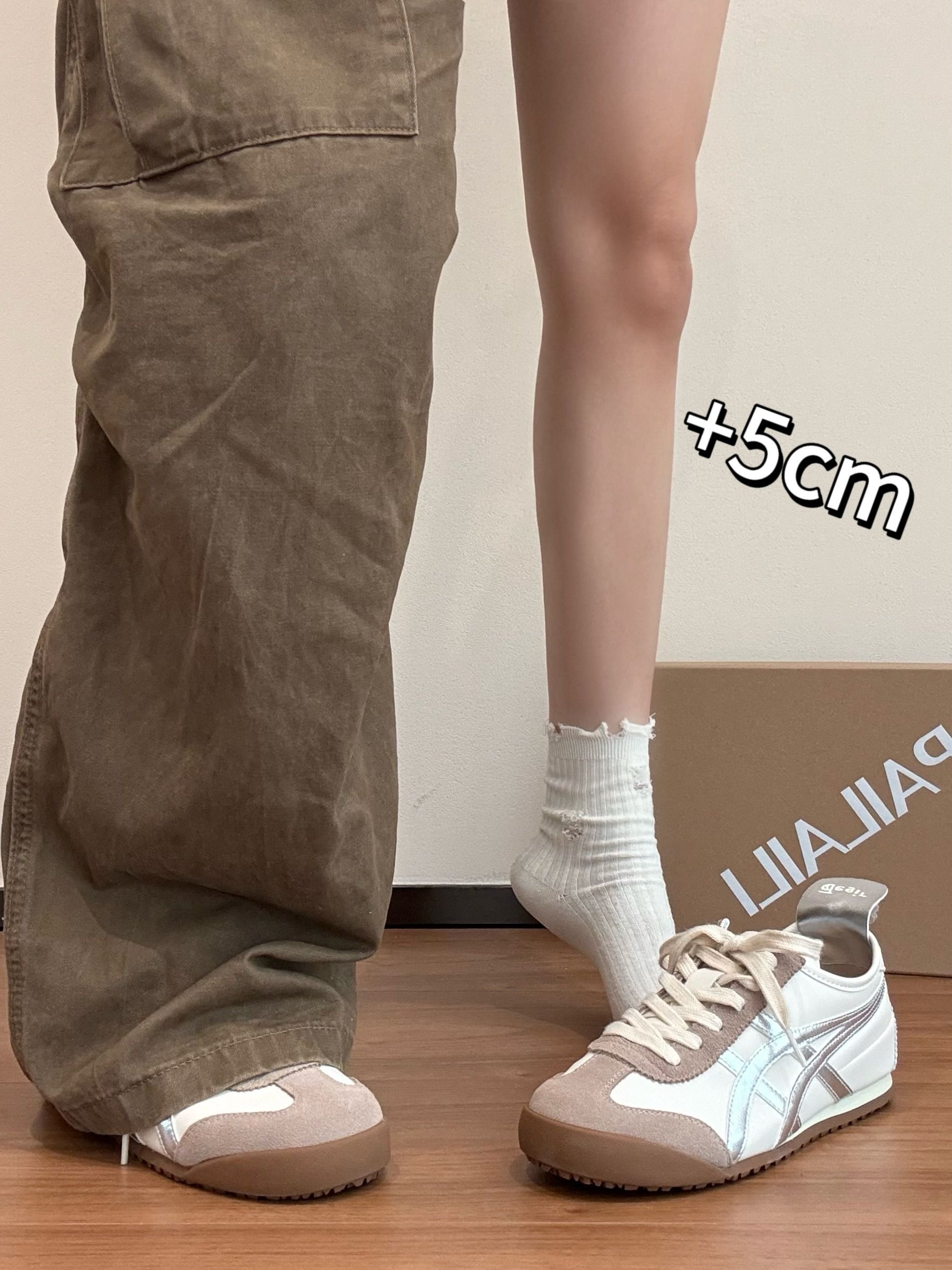 低帮 系带 皮革  - VALI鞋履AI设计主图