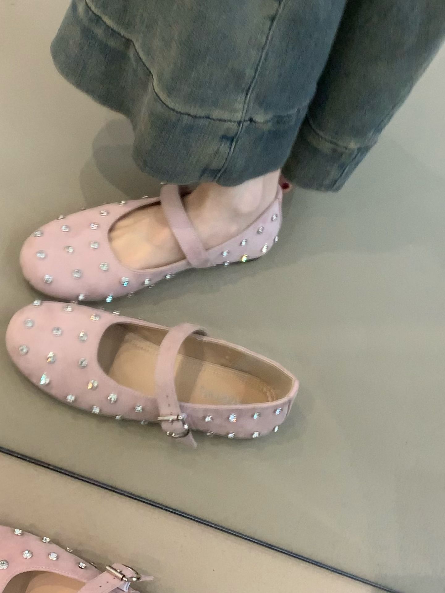 圆头 袢扣 中口鞋 皮革  - VALI鞋履AI设计主图