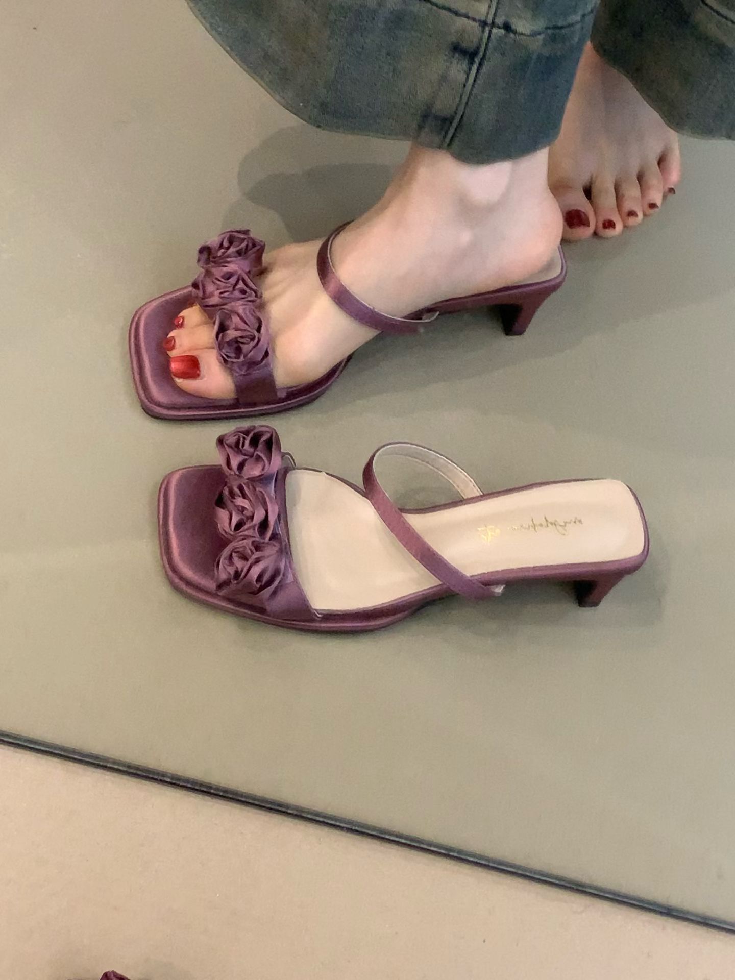 无帮 皮革  - VALI鞋履AI设计主图