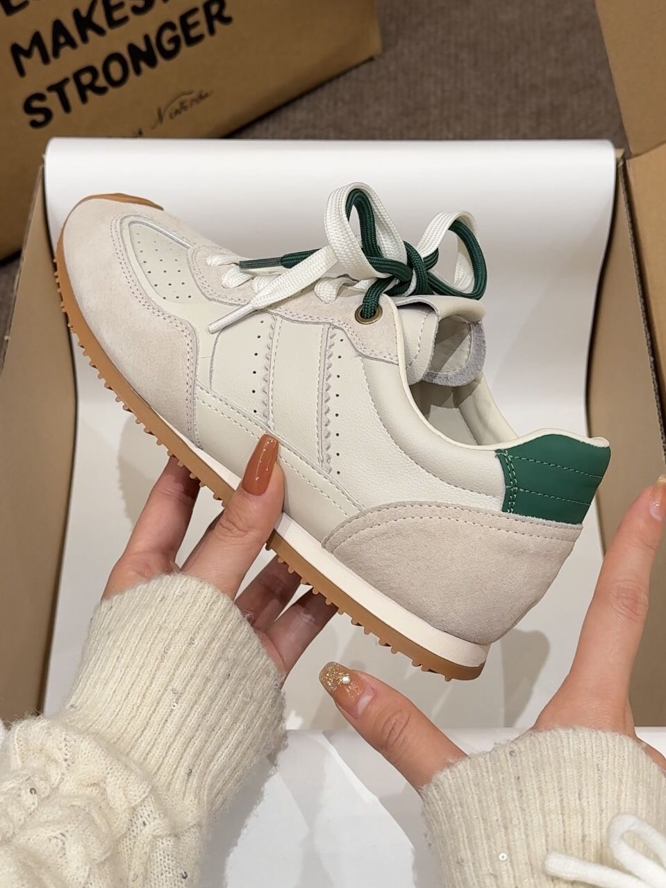 低帮 系带 皮革  - VALI鞋履AI设计主图