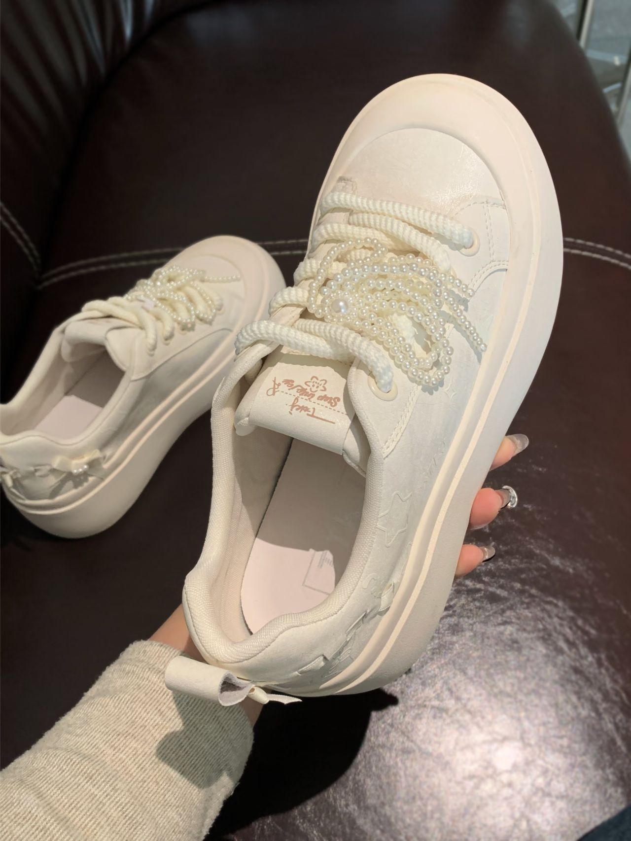 低帮  - VALI鞋履AI设计主图