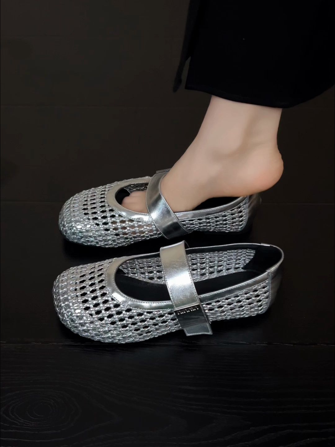 圆头 中口鞋 网面  - VALI鞋履AI设计主图