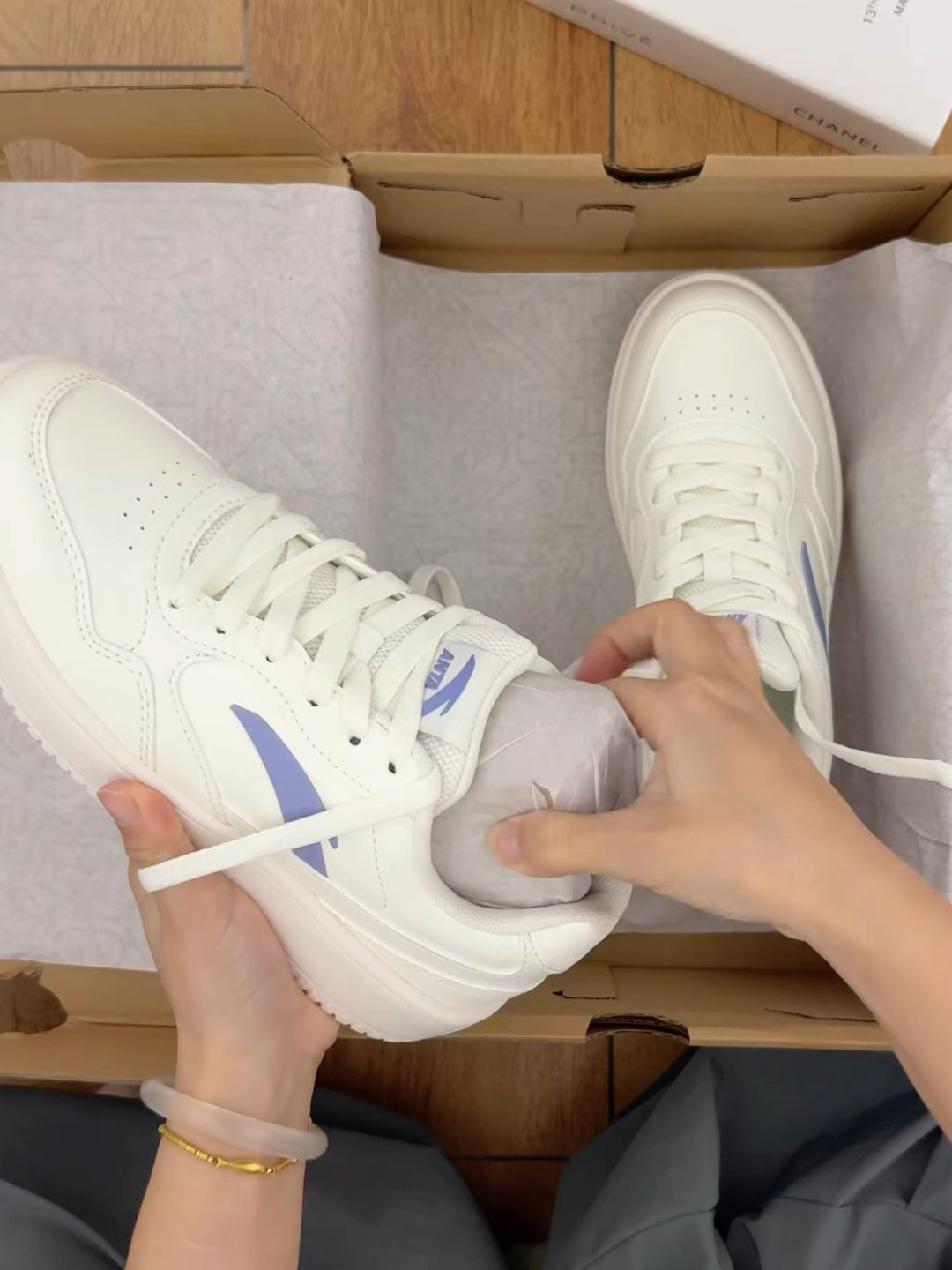 低帮 系带 皮革  - VALI鞋履AI设计主图