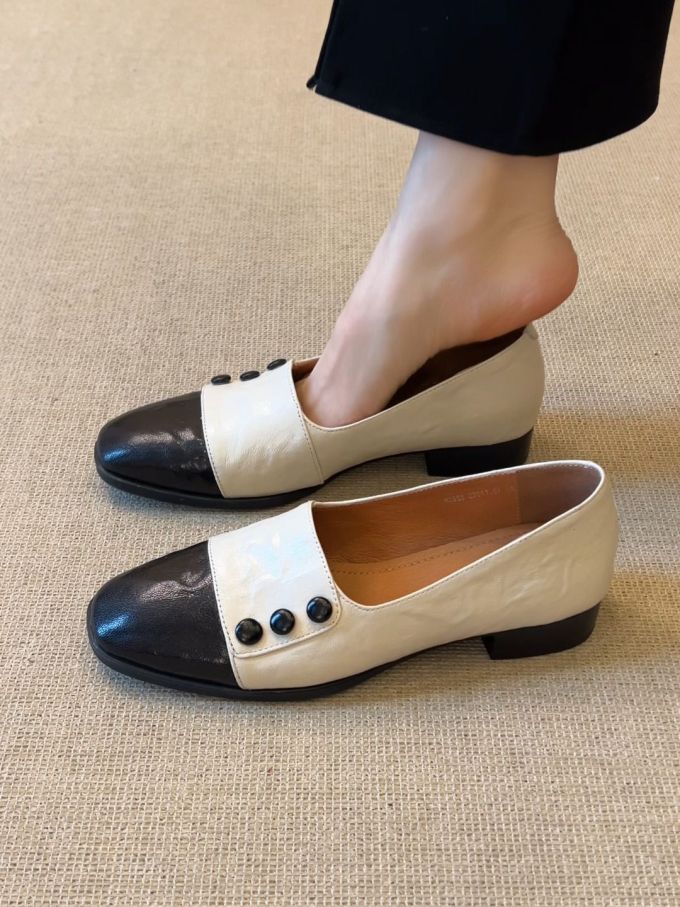 圆头 低帮 中口鞋 皮革
