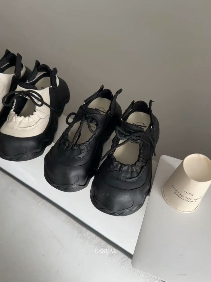 圆头 中口鞋 皮革 