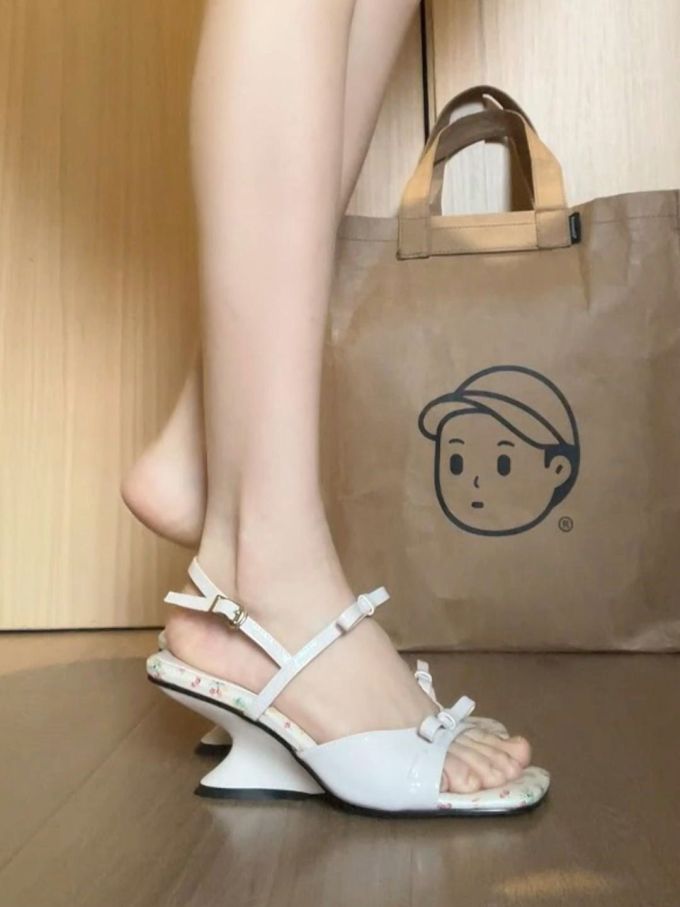 无帮 皮革