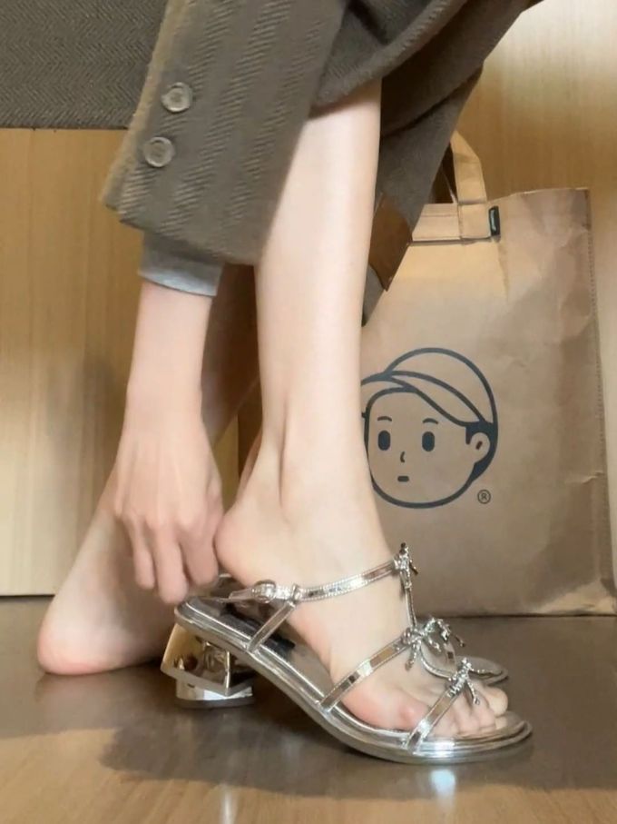 中跟 粗跟 无帮 
