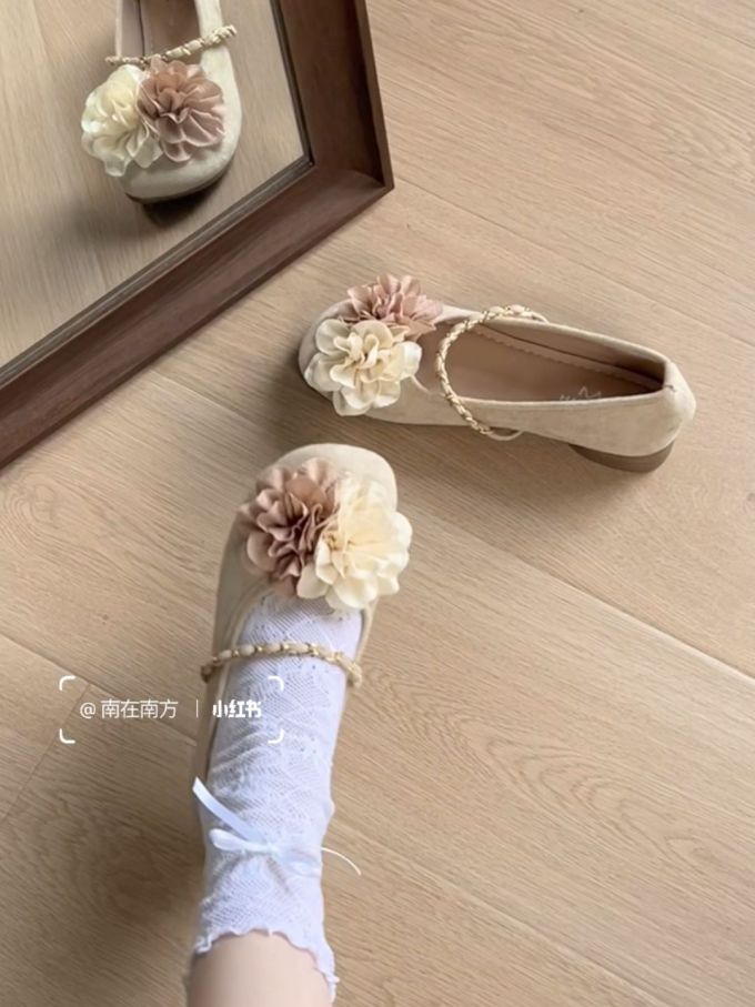 圆头 低帮 一脚蹬 中口鞋 