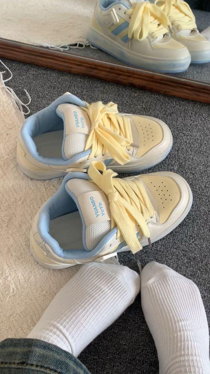 低帮 系带 魔术贴 皮革