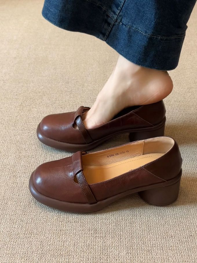 圆头 低帮 中口鞋 皮革