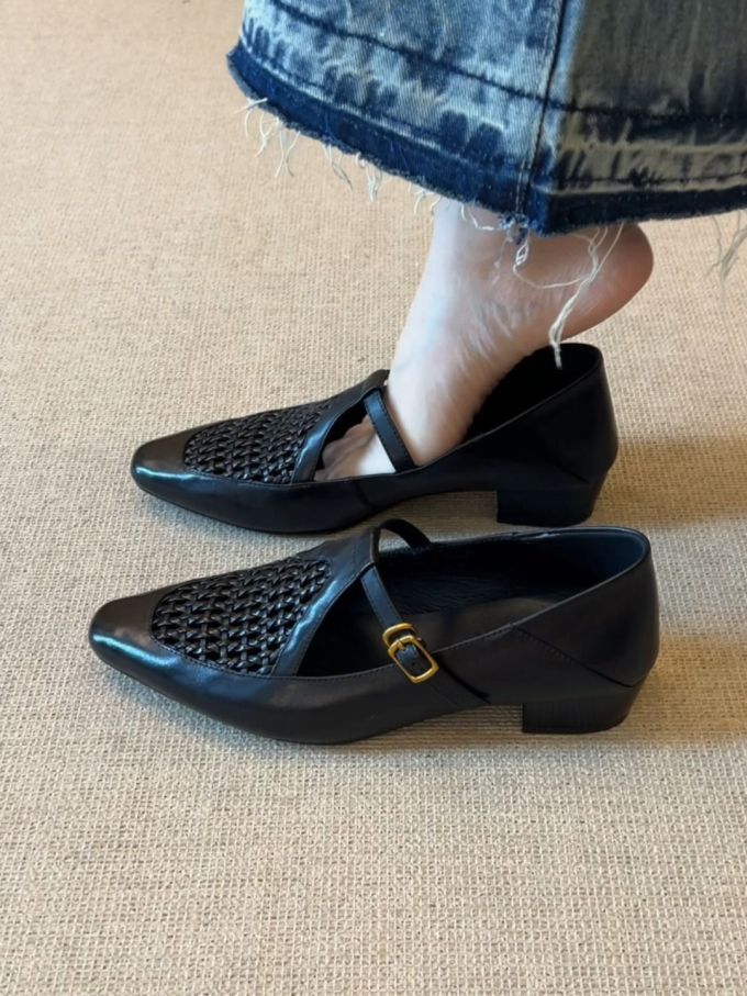 圆头 袢扣 中口鞋 皮革