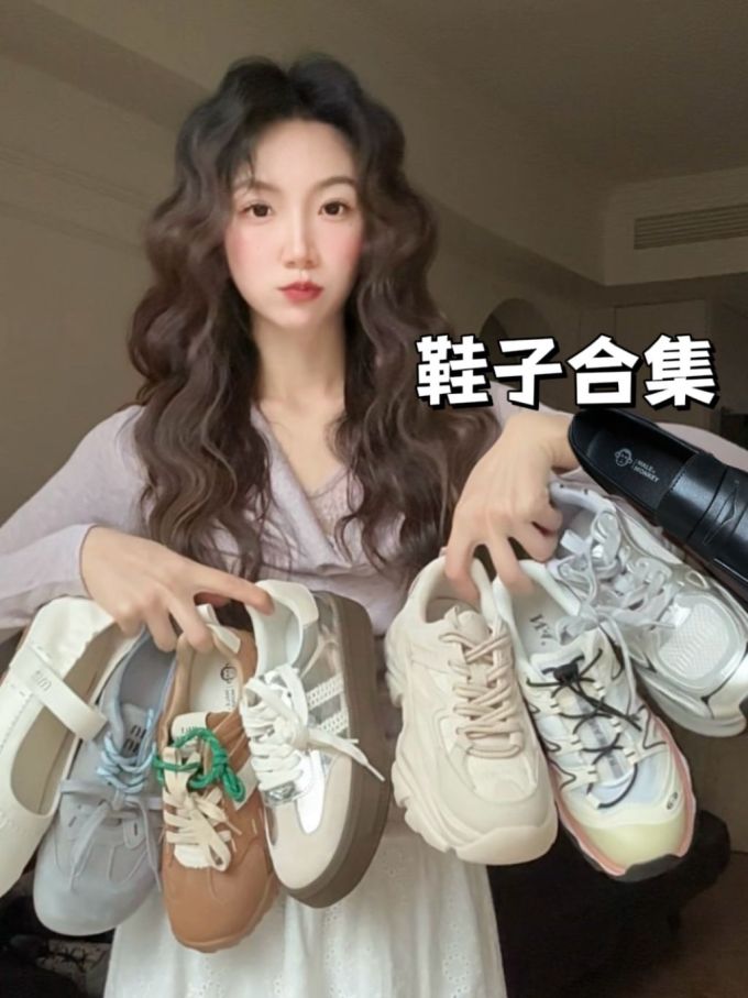 毛纺 V领 中长袖 基础袖 蒸汽蓝色 巧克力棕色 基础扣饰