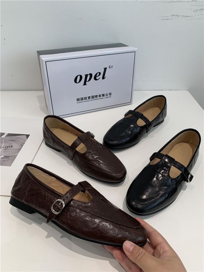 袢扣 中口鞋 皮革 