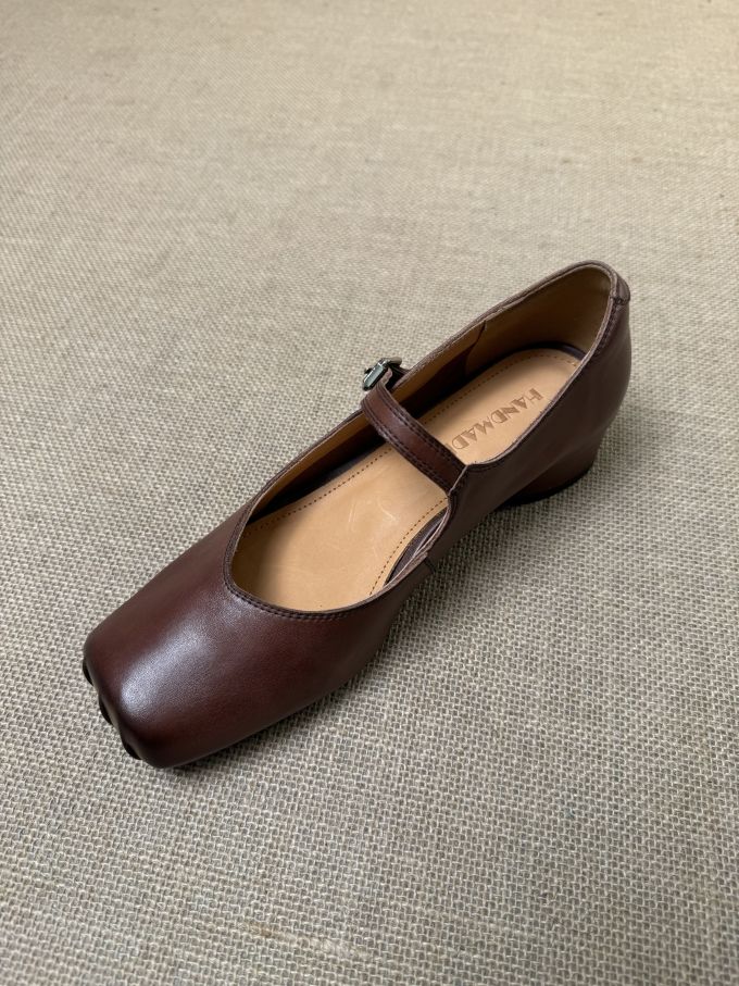 方头 袢扣 中口鞋 皮革