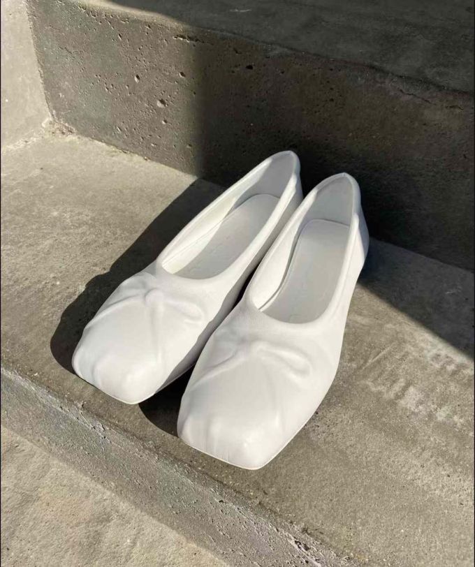 方头 一脚蹬 中口鞋 皮革