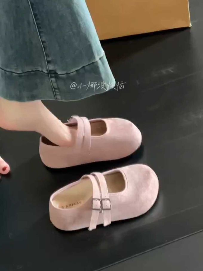 圆头 袢扣 皮革