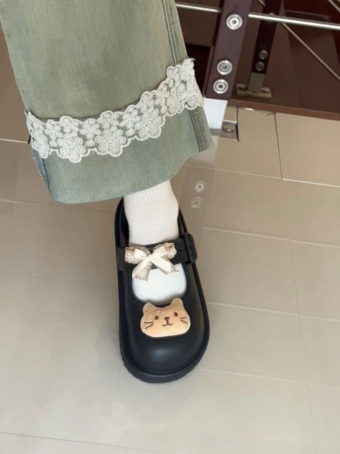 圆头 中口鞋 皮革