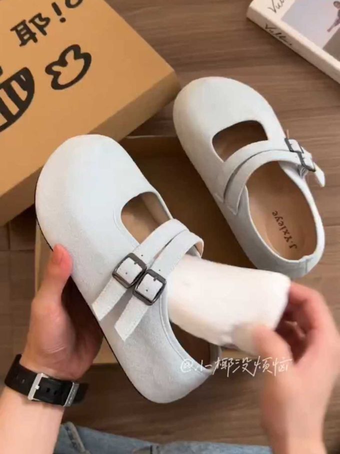 圆头 中口鞋 皮革