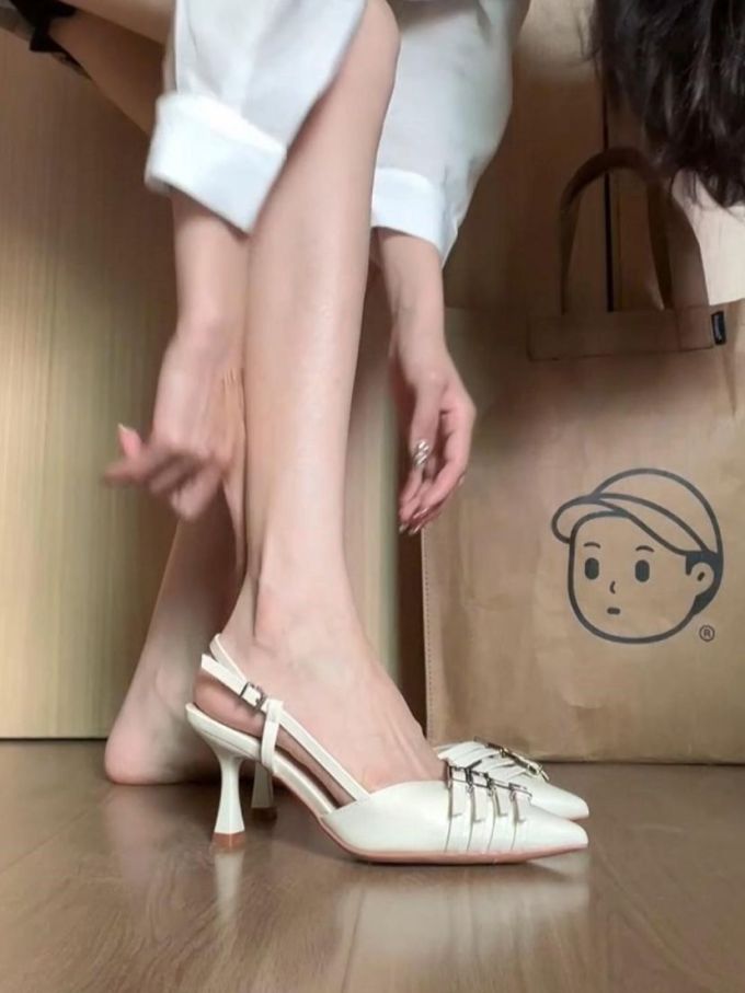 无帮 袢扣 皮革