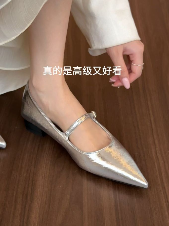 尖头 袢扣 中口鞋 皮革 