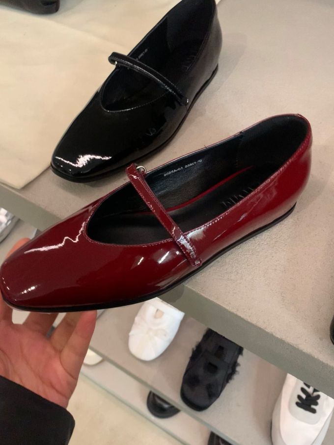 圆头 中口鞋 皮革 