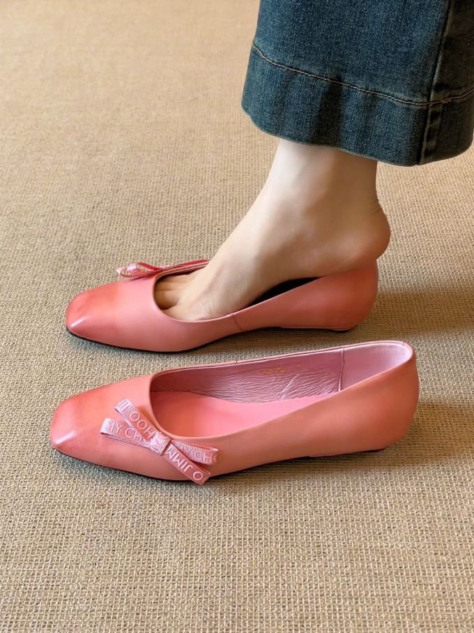 低帮 中口鞋 皮革 