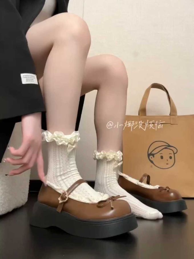 圆头 深口鞋 皮革 