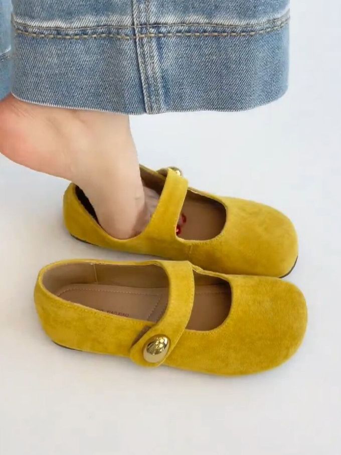 圆头 中口鞋 皮革