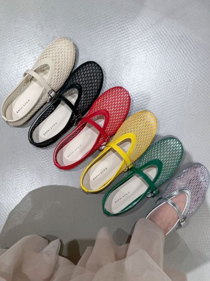 圆头 袢扣 中口鞋 网面