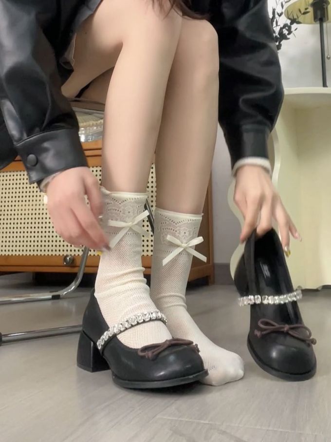 圆头 中口鞋 皮革