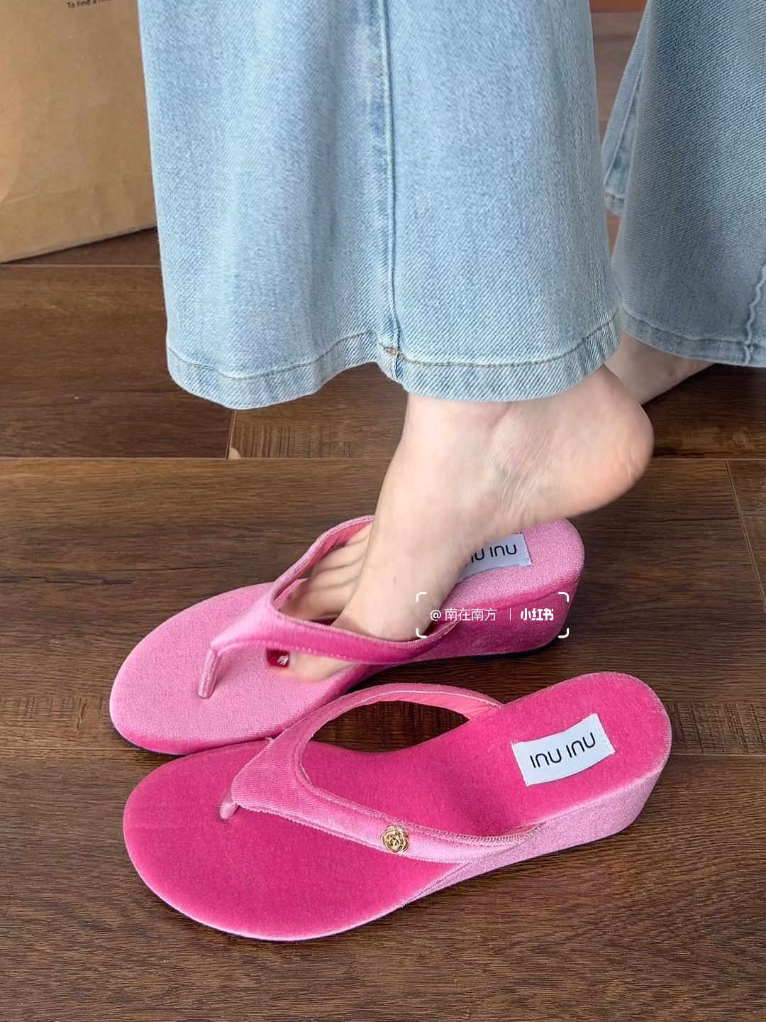 无帮 皮革  - VALI鞋履AI设计主图