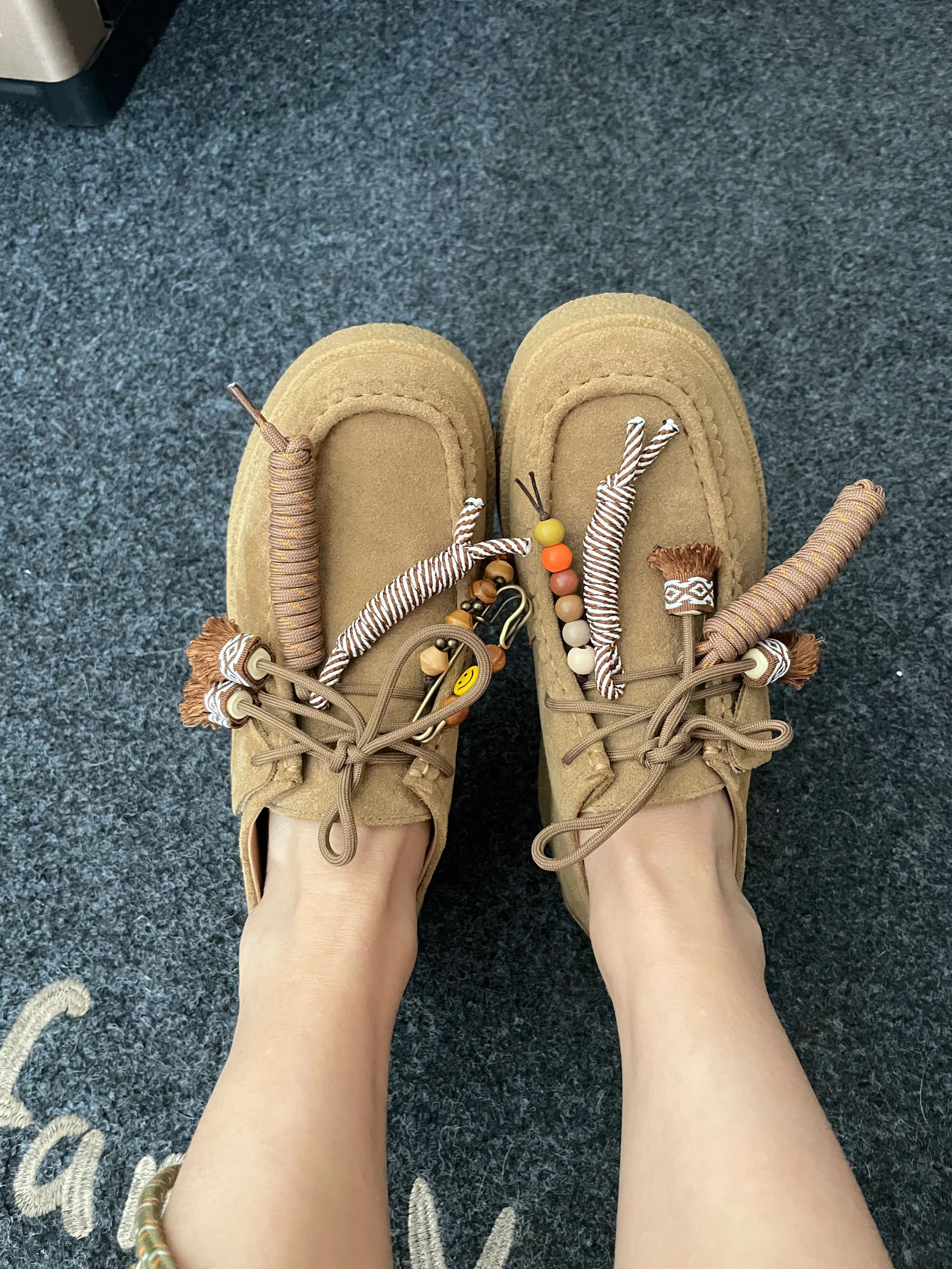 圆头 深口鞋 皮革  - VALI鞋履AI设计主图