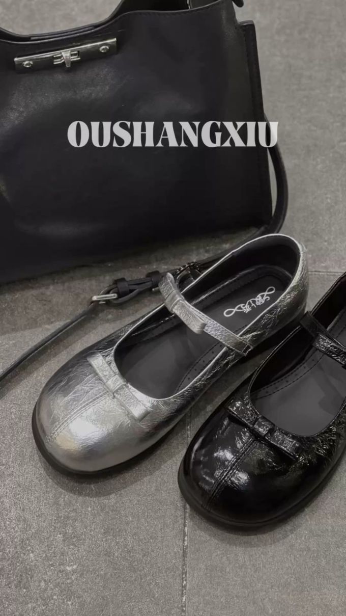 圆头 袢扣 中口鞋 皮革 