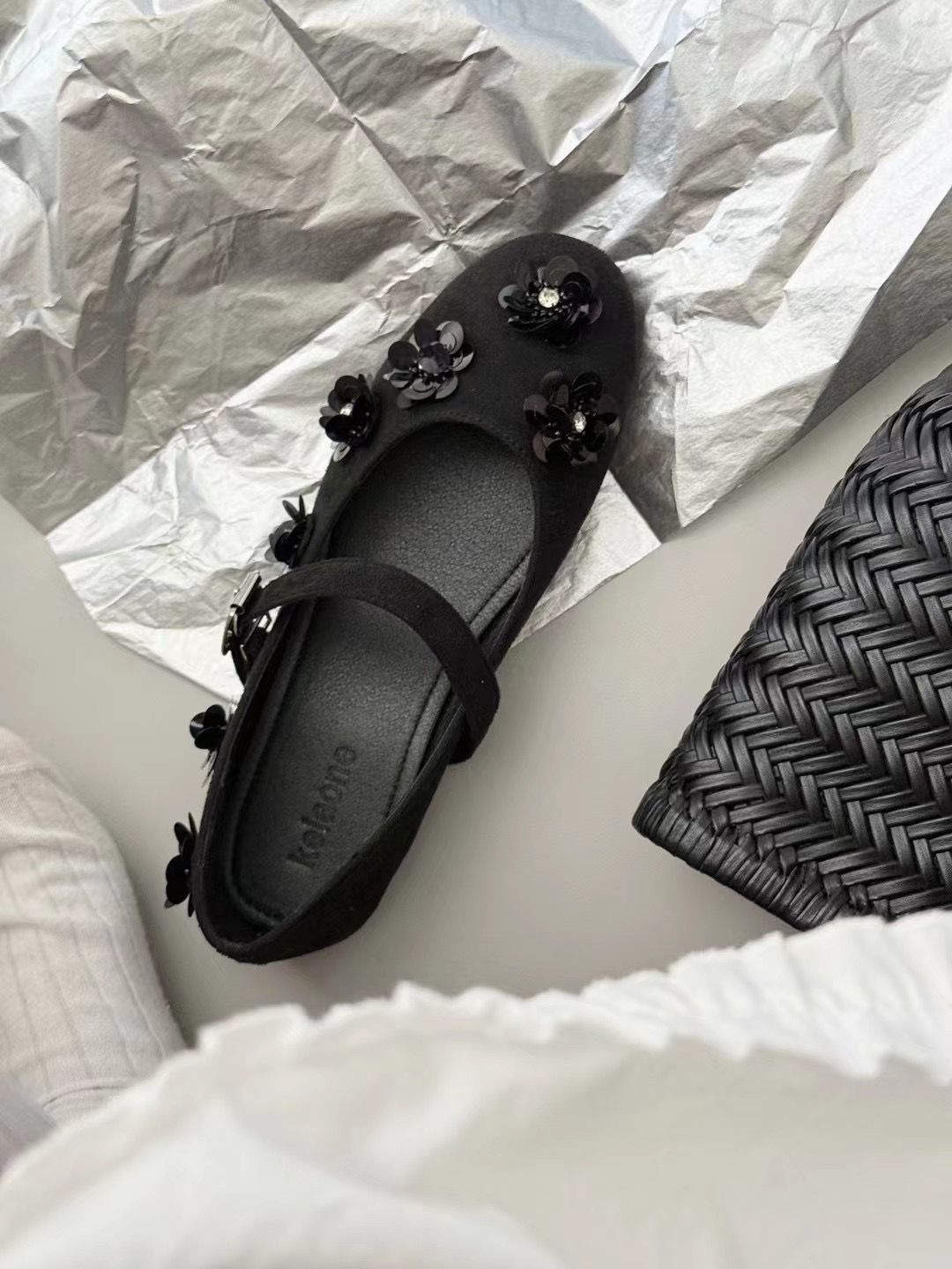 圆头 袢扣 浅口鞋 皮革  - VALI鞋履AI设计主图