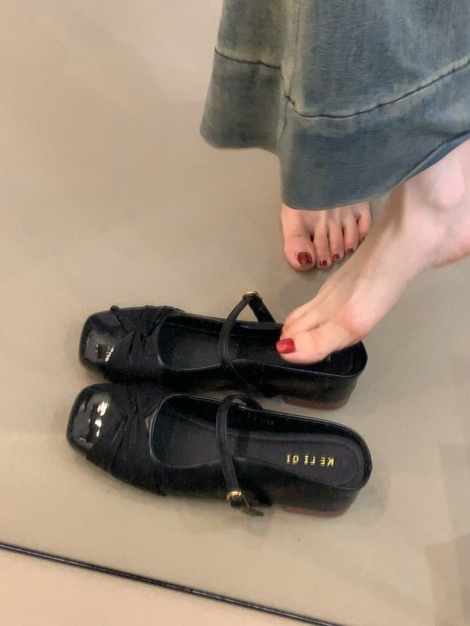 方头 袢扣 中口鞋 皮革 