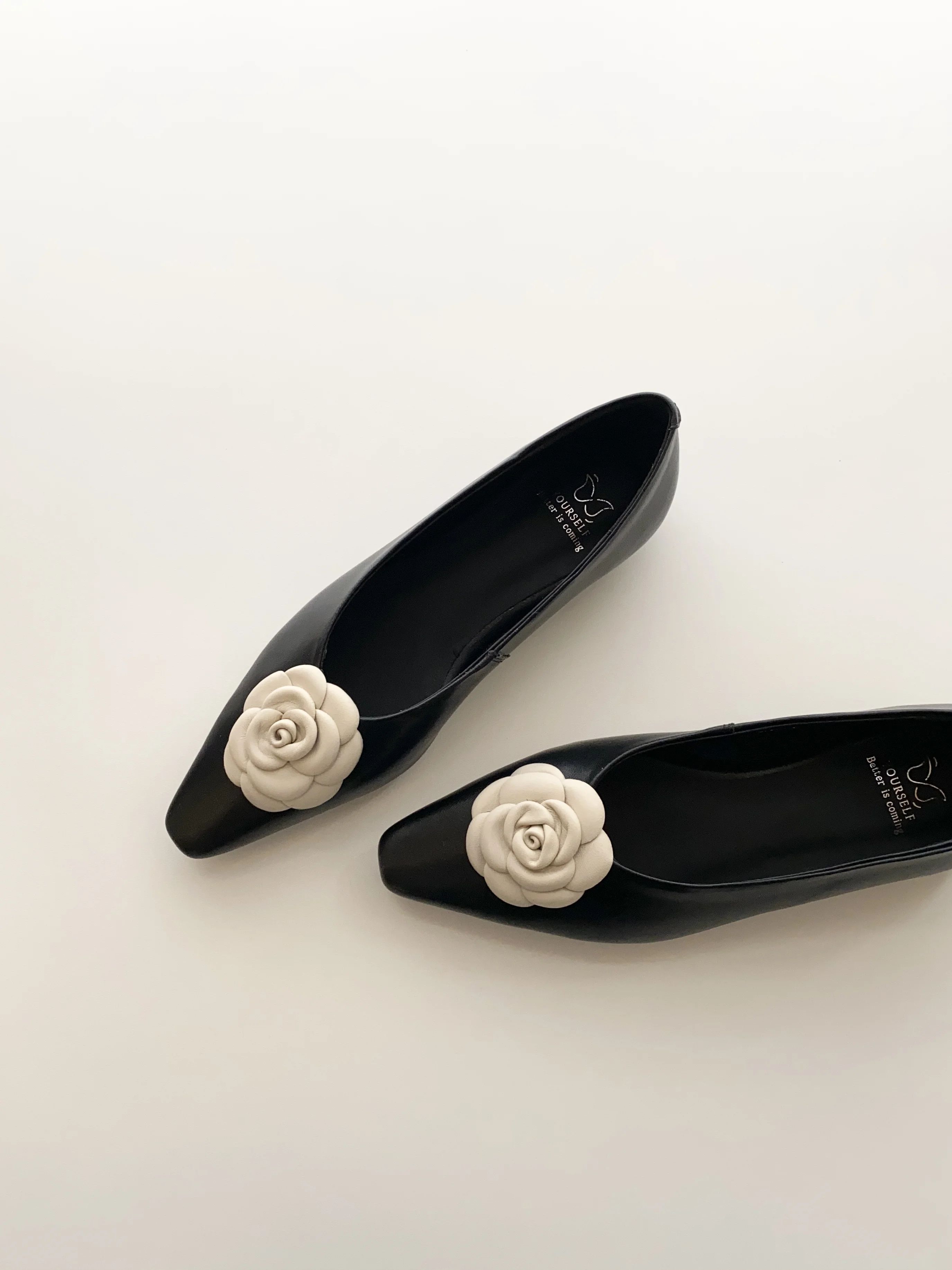 低帮 一脚蹬 浅口鞋 皮革  - VALI鞋履AI设计主图