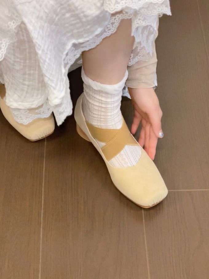 方头 松紧带 中口鞋 皮革 