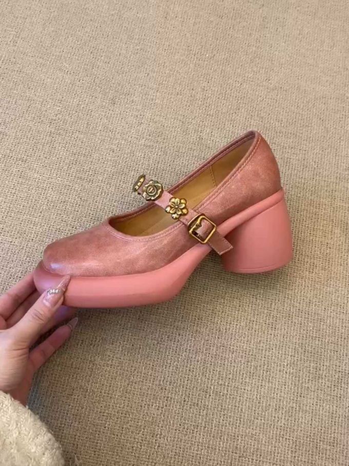 袢扣 中口鞋 皮革
