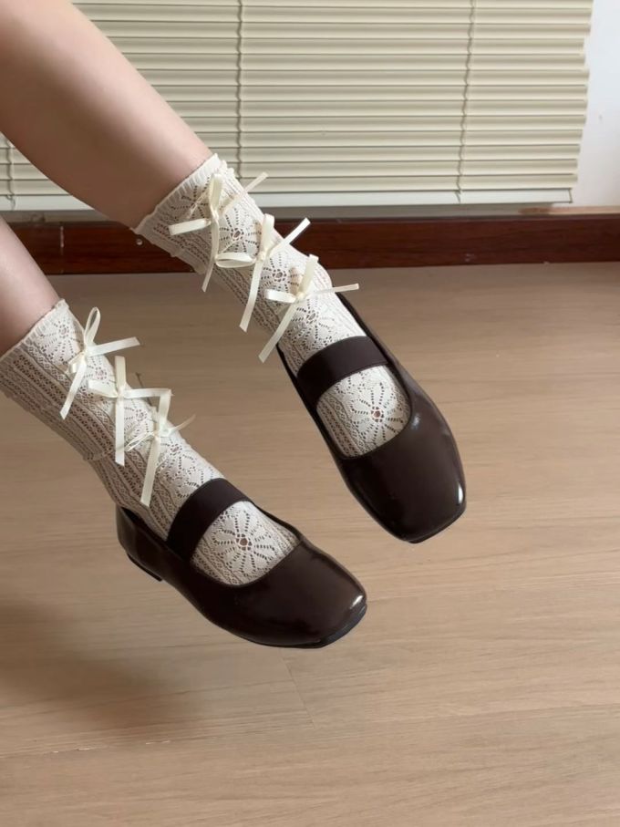 方头 松紧带 中口鞋 皮革 