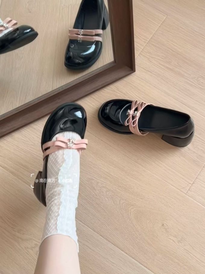 圆头 中口鞋 皮革 