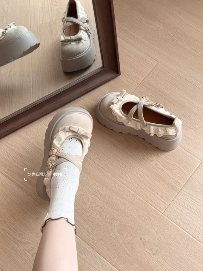 圆头 中口鞋 皮革