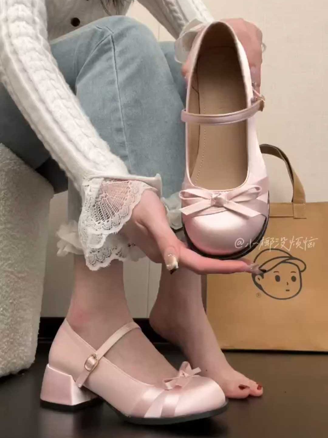 异形头-分趾 袢扣 中口鞋 皮革  - VALI鞋履AI设计主图