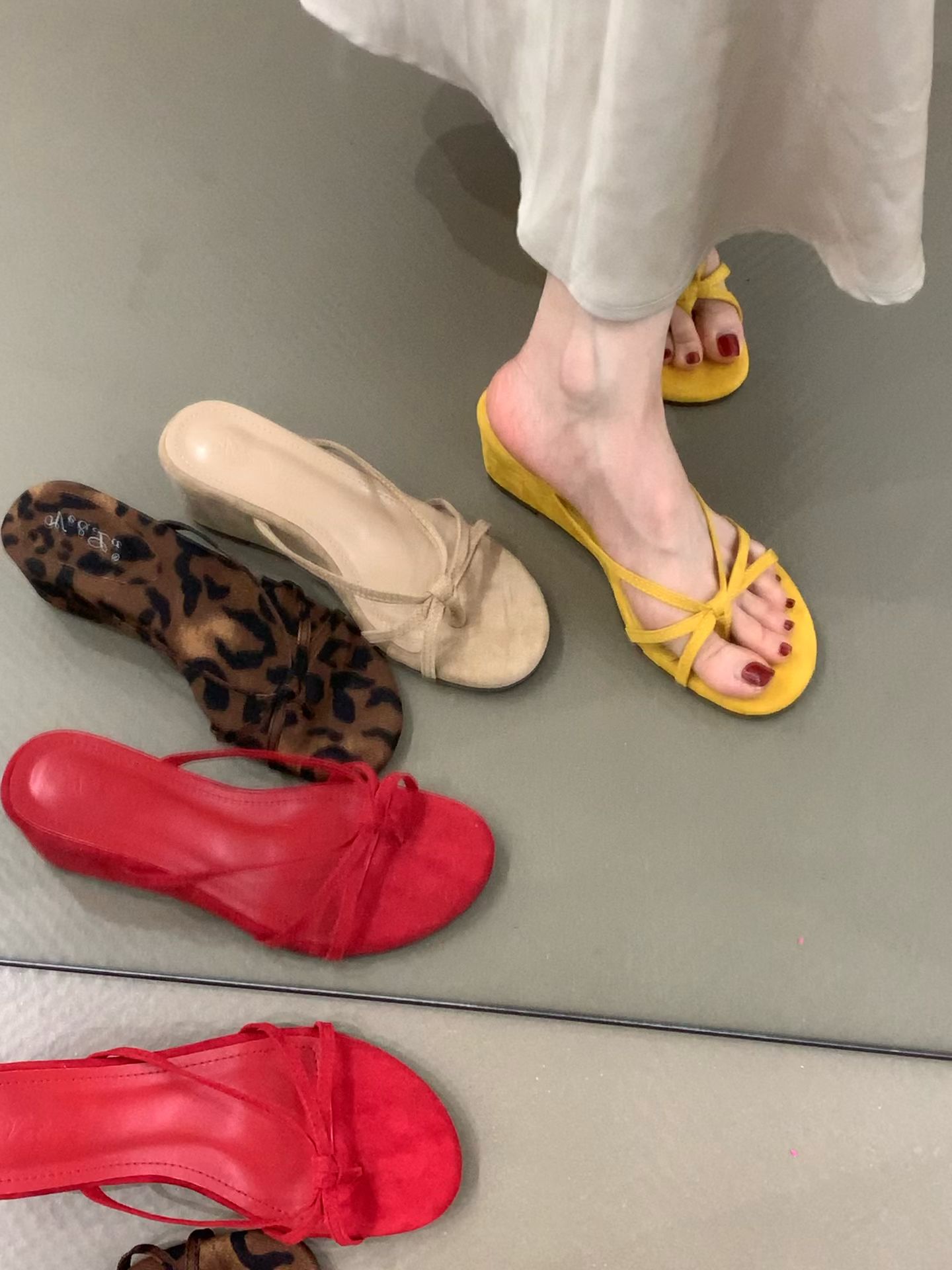 无帮 皮革  - VALI鞋履AI设计主图